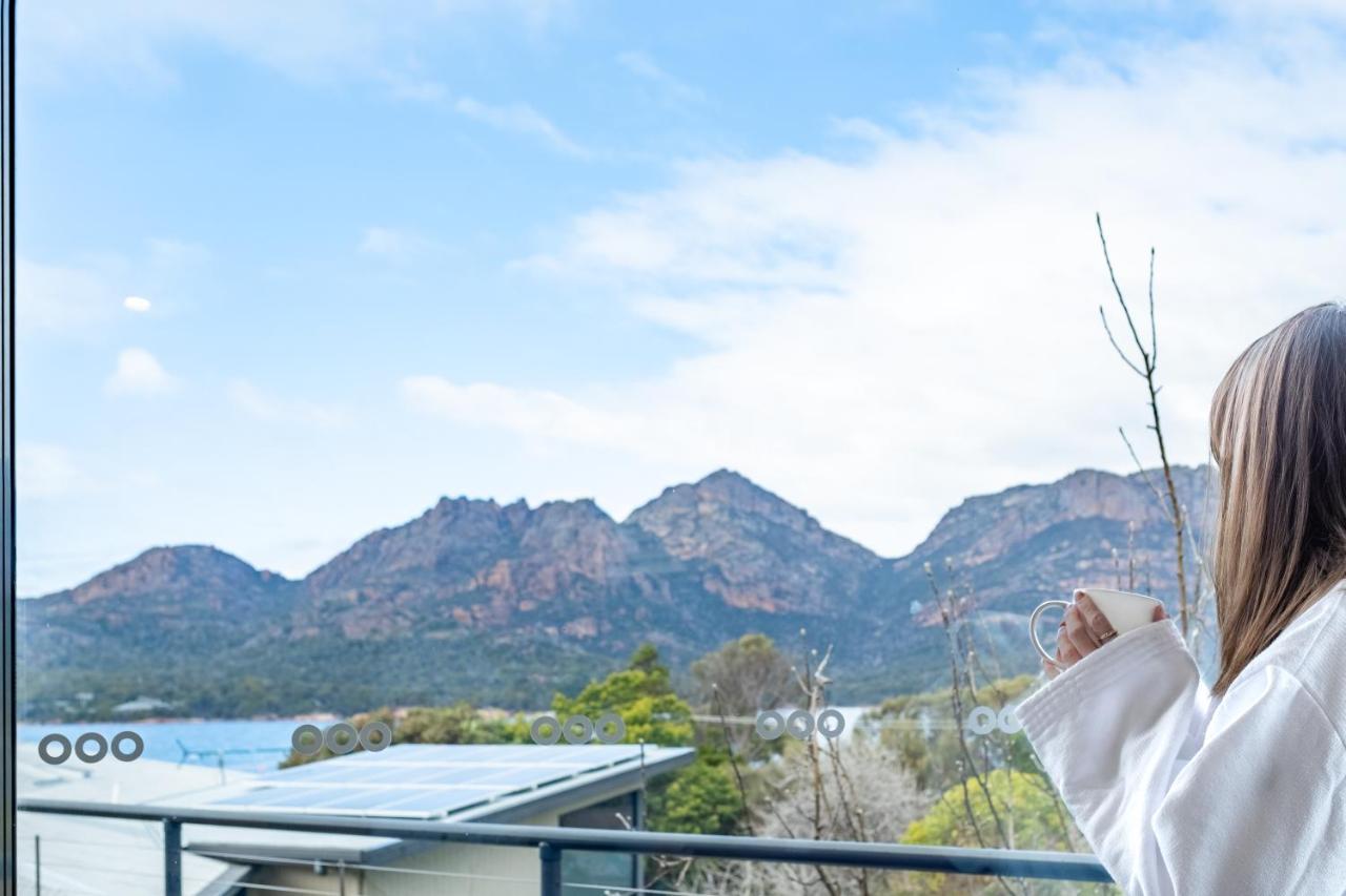 At The Bay Villa โคลส์เบย์ ภายนอก รูปภาพ